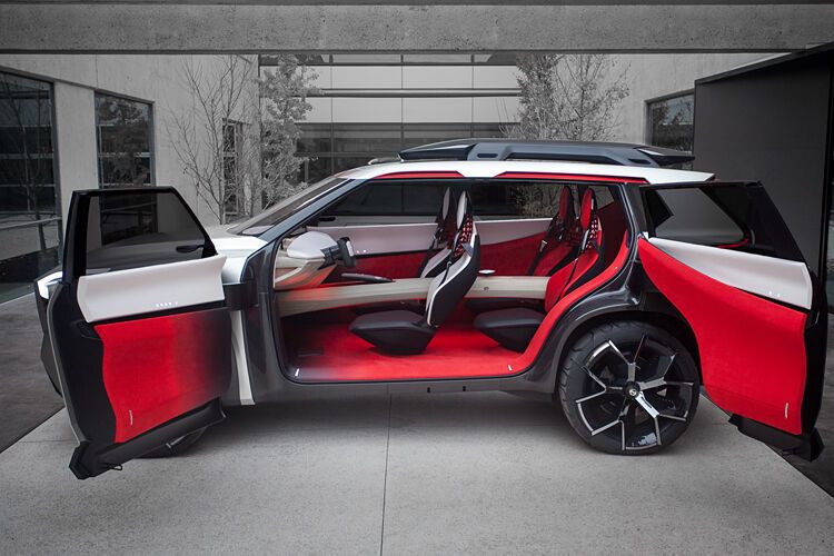 Gegenläufig angeschlagene Türen und fehlende B-Säulen erlauben einen großzügigen Einstieg in den Innenraum.  (Nissan)