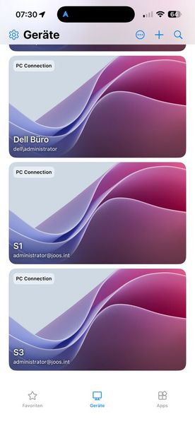 Die Windows-App auf iOS zeigt konfigurierte Zielsysteme und ermöglicht den direkten Verbindungsaufbau per Fingertipp. (Bild: vitki (Gemini) / KI-generiert)