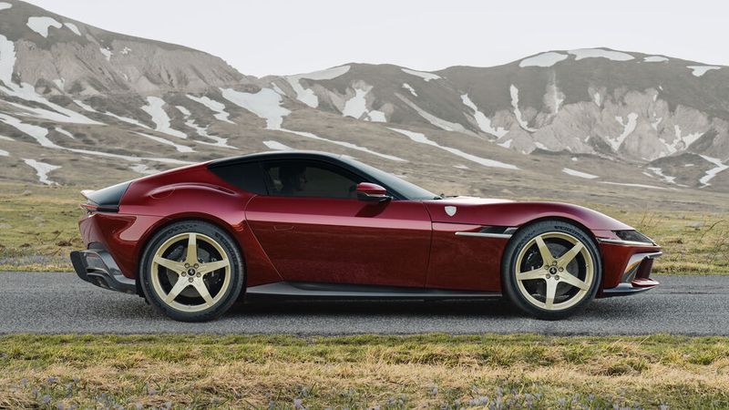 Der Manuale ist eine auf 1.499 Exemplare limitierte Variante des Supersportwagens Ferrari 12Cilindri. (Bild: Ferrari)
