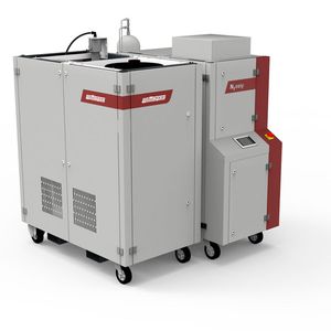 Das Wittmann-System „N2easy“ gewinnt Stickstoff aus der Umgebungsluft und stellt es mehreren Verbrauchern gleichzeitig zur Verfügung. Diese Stickstoffversorgung rechne sich bereits bei einem Stickstoffverbrauch von einer Gasflasche am Tag. (Bild:  Wittmann)