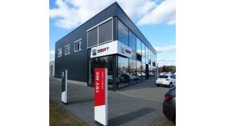 Das neue Seat-Autohaus Brüning ergänzt das Fiat-Programm des Familienbetriebs in Delmenhorst. (Foto: Borgers)