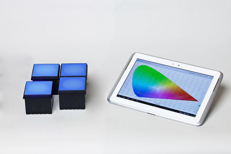 Eigene Produkte und Lösungen bietet Mazet für Anwendungen der Spektral- und Farbsensorik unter dem eingetragenen Markennamen Jencolor an. (Mazet)