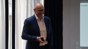 Reinhold Egenter, Geschäftsführer Bytec, bei der Eröffnung der AI-Roadshow in München. (Bild: Bytec)