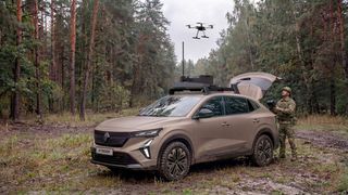Der auf dem Rafale basierende „4 Troop“ soll als mobile Kommandostation dienen. (Bild: Renault)
