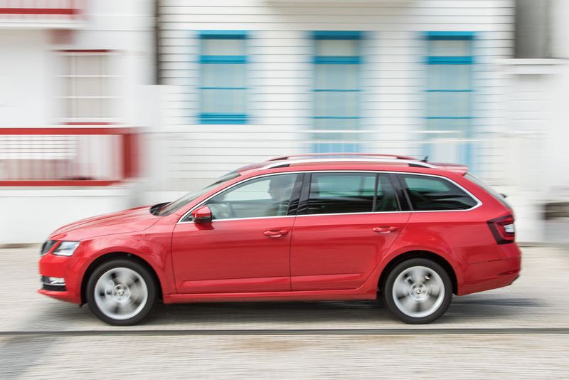 Nachgerüstet hat Skoda vor allem bei den Fahrassistenten. (Skoda)