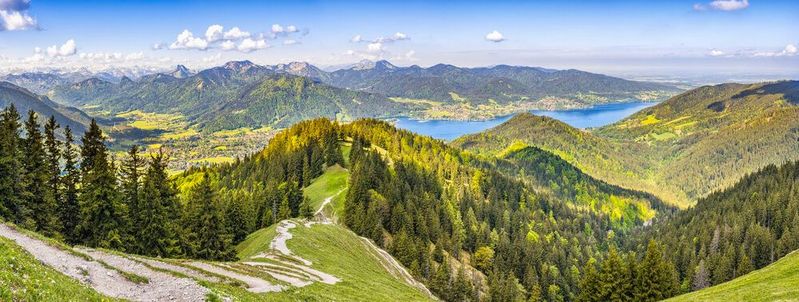 Urlaub in Bayern ist beliebt – aber wo sind noch Hütten frei? Eine Cloud könnte darauf bald Antwort geben. (Bild:  gemeinfrei /  Pixabay)