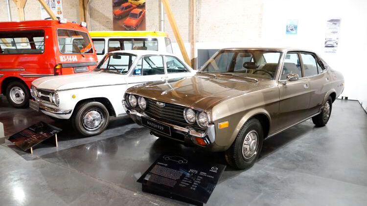 1973 begann die Produktion des 929 als Limousine, Kombi sowie Coupé. Die einzige Motorisierung war ein 1,8-Liter-Benzinmotor mit einer Leistung von 61 kW/83 PS. Im Frühjahr 1977 kam der 929 auch nach Deutschland, jedoch nicht in der Kombiversion.  (Bild: Dominsky/»kfz-betrieb«)