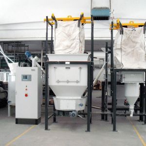 Wegen der schlechten Rieselfähigkeit des Holzmehls sind der Behälter der Big-Bag-Entleerstation und des Mischers als beinahe zylindrische Behälter ausgeführt.
