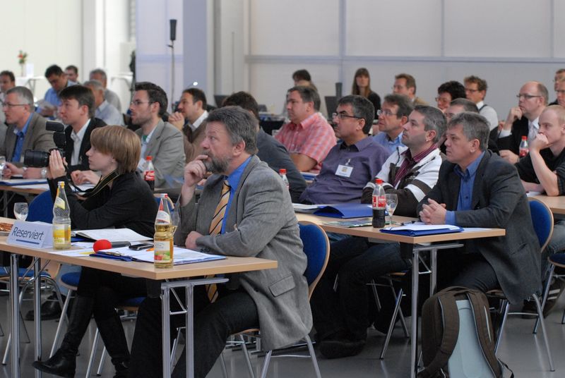 Impressionen vom Pumpen- und Schüttgutforum 2011.  Aktuelle Informationen zum PuS-Forum am 23./24. Oktober 2012: • Offizielle Seite • Gesamtprogramm (PDF) • Anmeldung (Bild: PROCESS)