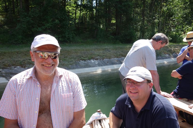 (l.) Georg Roussos, NEC und Jan Nätscher, BV-Comoffice (IT-BUSINESS)