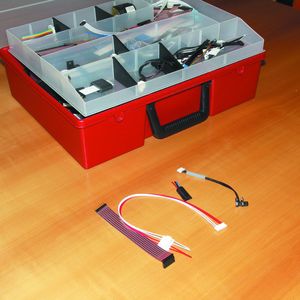 2 Das Produkt: Vorkonfektionierte Kabel, die in den Entwertern und Fahrkartenautomaten zum Einsatz kommen.