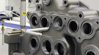 Ein fertig bearbeitetes Werkstück, das bei der Rapid Technic AG im klimatisierten Messraum vermessen und mit Messprotokoll ausgeliefert wird. (Archiv: Vogel Business Media)