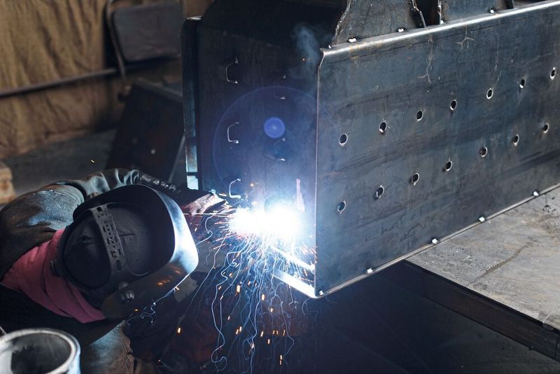 Arcal 14 ist besonders für das Dünnblech-, Auftrags- und Impulsschweißen geeignet und zeichnet sich durch einen ruhigen, stabilen Lichtbogen aus. (Bild:  Air Liquide)