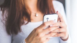 Weil viele Menschen fast alle wichtigen Daten nur noch auf ihrem Smartphone und anderen vernetzten Geräten ablegen, sind die Folgen eines Verlusts beträchtlich. (Bildquelle: Pixabay)