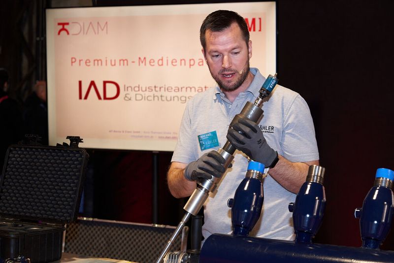 Die DIAM & DDM vom 2. bis 3. April 2025 in Schkeuditz und vom 12. bis 13. November in Bochum. Hier werden Einblicke in die digitale Transformation der Prozessindustrie geboten. Besuchen Sie Workshops und Vorträge, um mehr über die neuesten Entwicklungen und Lösungen für die digitale Zukunft der Industrie zu erfahren. (Bild: DIAM & DDM)