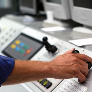 Intuitive Ansteuerung mit Joysticks von Megatron unterstützt Anwendungen in der Industrie oder der Sicherheitstechnik.