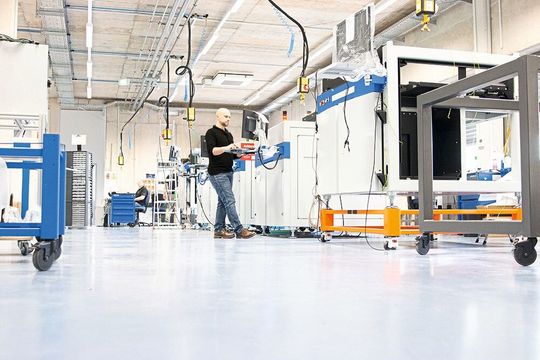 Blick in die Fertigung: Heute ist Göpel electronic wohl der einzige europäische Anbieter, der Test, optische Inspektion und komplexen Funktionstest aus einer Hand anbietet.(Bild:  Göpel electronic)