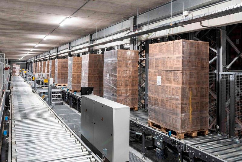 Automatisches Westfalia-Tiefkühllager für Kloosterboer mit 35.000 Palettenstellplätzen im niederländischen Lelystad. (Bild: Westfalia)