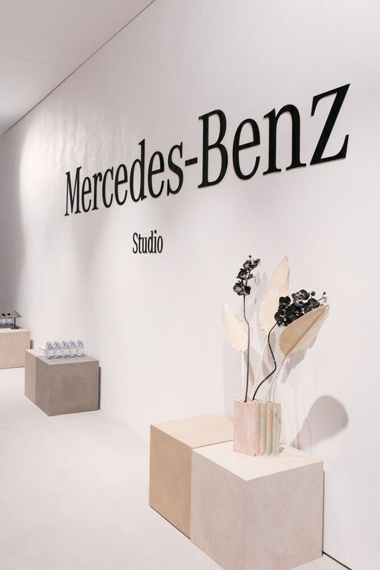 Die Mercedes-Benz-Studios sollen nahbare Markenerlebnisse schaffen.(Bild:  Mercedes-Benz AG)