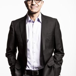 Der Microsoft-CEO Satya Nadelle setzt bei der Smartphone-Sparte die Sense an.