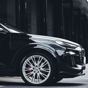 AEZ Seattle bietet mit 14 Dimensionen von 19 bis 22 Zoll die Felge eine breite ECE-Abdeckung für populäre Modelle wie Audi Q4, Q5, Q6, Q7, Q8 und viele andere.(Bild:  Alcar)