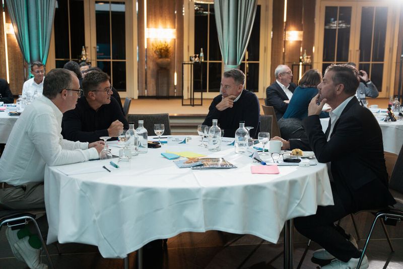 Neben inspirierenden Keynotes und Impulsen stand auch eine Gruppenarbeit auf der Agenda.  (Bild: Vogel IT-Medien)