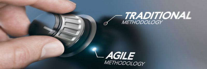 Wo wird bereits mit agilen Methoden entwickelt – und welche Branchen hängen noch eher klassischen Methoden an? Die Umfrage „Softwaretest in Praxis und Forschung“ zeigt, wie sich das klassische Rollenverständnis in Softwareprojekten und die Methodologie, insbesondere beim Testen, angesichts agiler Methoden in den letzten zehn Jahren verändert haben. Wo wird bereits mit agilen Methoden entwickelt – und welche Branchen hängen noch eher klassischen Methoden an? Die Umfrage „Softwaretest in Praxis und Forschung“ zeigt, wie sich das klassische Rollenverständnis in Softwareprojekten und die Methodologie, insbesondere beim Testen, angesichts agiler Methoden in den letzten zehn Jahren verändert haben.