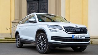 Quadratisch, sytlisch, gut: Mit dem Kodiaq ist Skoda der Spagat zwischen stylischem SUV und praktischem Familienfahrzeug gelungen. (Bild: Schweitzer/»kfz-betrieb«)