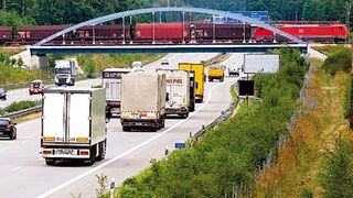 Der Nutzen von Frachtenbörsen liegt darin, Leerfahrten zu vermeiden und die Fahrzeugauslastung der Transporteure zu verbessern.Bild: DB AG/Bartlomiej Banaszak (Archiv: Vogel Business Media)