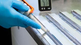 Bei Hand-Klebepistolen reicht die mögliche Druckkraft-Übersetzung von 7:1 bis zu 35:1. (Innotech)