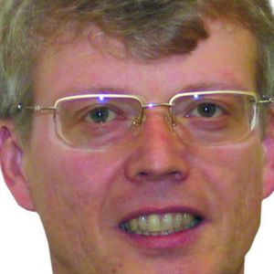„Innerhalb des Simultaneous-Engineering-Teams können wechselseitige Anforderungen der Beteiligten bei Neuentwicklungen frühzeitig aufeinander abgestimmt werden“, erläutert Dr.-Ing. Harald Naunheimer, Leiter der Entwicklung Geschäftsfeld Automatgetriebe bei ZF. Bild: Kuttkat
