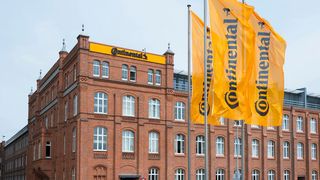 In der Kunststoffsparte Contitech von Continental sieht es nicht gut aus. Die wirtschaftliche Lage zwinge den Konzern nun dazu einige Standorte dicht zu machen, wie die dpa erfahren hat. Hier die Details ... (Bild: Continental)
