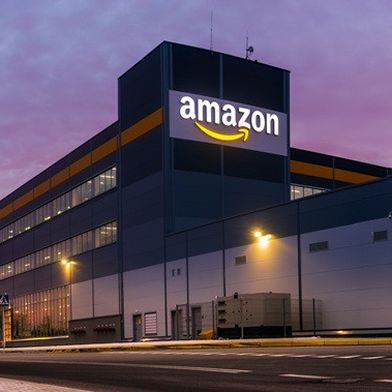 adobestock-291428005-mike-mareen-versand-durch-amazon-fulfillment-commingling-674x379v1 (Bild: © Mike Mareen/stock.adobe.com)