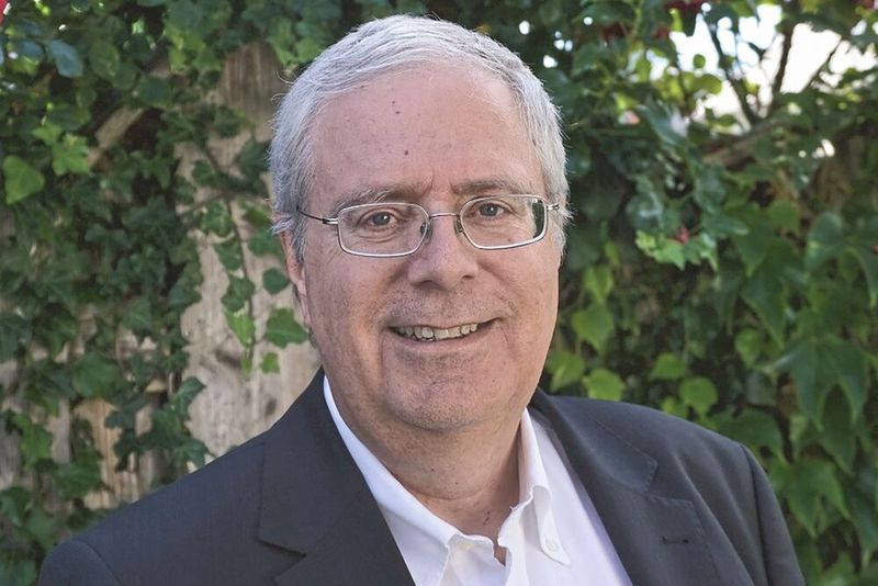 Geschätzter Ansprechpartner für Journalisten: Alfred Eiblmayr koordiniert seit vielen Jahren beim Halbleiterhersteller STMicroelectronics die Presse- und Öffentlichkeitsarbeit. Als ehemaliger Redakteur weiß er, worauf es ankommt. (Bild:  Alfred Eiblmayr)