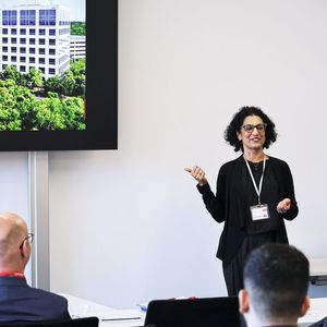 Ritu Favre verantwortet als President des Geschäftsbereichs Test & Measurement von Emerson die Innovations- und Wachstumsstrategie im Test- und Messtechnikmarkt. (Bild:  Datatec)