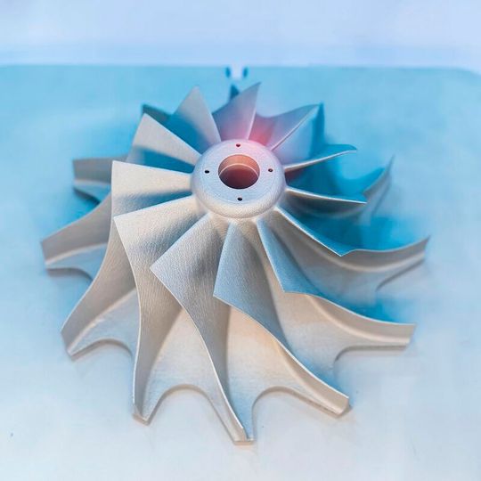 3D-Druck kann zu mehr Flexibilität und Unabhängigkeit von globalen Lieferketten führen(Bild:  shutterstock_2011841279_©asharkyu)