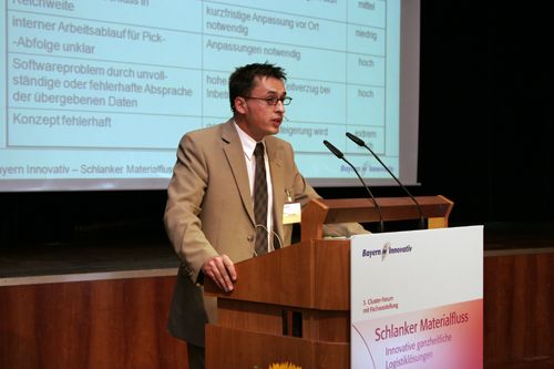 „Experimentierkultur in der Produktion – Pick-by-Light ohne Fremdpersonal selbst aufbauen“ lautete das Vortragsthema von Silvan Hartwig, dem Geschäftsführer der Microsyst Systemelectronic GmbH in Weiden. (Archiv: Vogel Business Media)