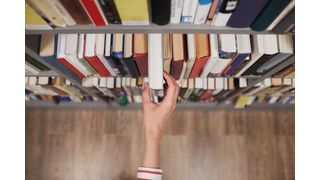 Wissenschaftliche Veröffentlichungen mithilfe von KI? Es gibt Verlage, die das durch ihre Vertragsklauseln erschweren (Symbolbild). (Bild: © Seventyfour - stock.adobe.com)