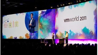 Steve Herrod, CTO von VMware, präsentierte auf der VMworld 2011 die neuen Verwaltungs-Suiten. Die IT Business Management Suite soll für mehr Transparenz bei  den IT-Kosten und deren Nutzung sorgen (Archiv: Vogel Business Media)