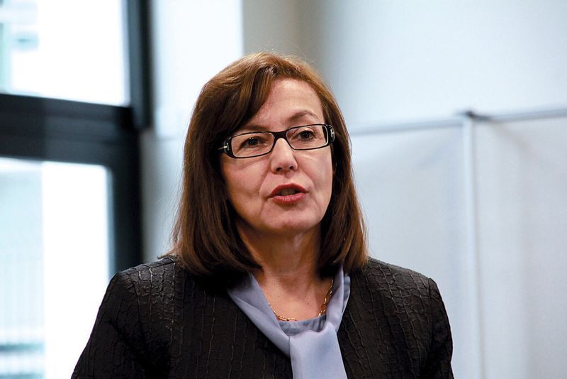 „Es wird keine Energiewende ohne Energiemanagement geben“, sagt Rada Rodriguez, Zone Manager Germany von Schneider Electric. Der französische Konzern hat wegen der Energiewende Deutschland zum Pilotmarkt erkoren. (Bild: Itasse)