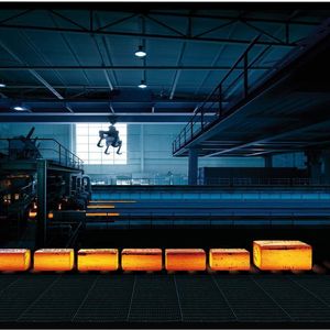 Weil flüssiges Eisen nicht gelagert werden kann, müssen die Transporte mit dem sensiblen Rohstoff rund um die Uhr innerhalb definierter Zeitfenster am Ziel eintreffen.