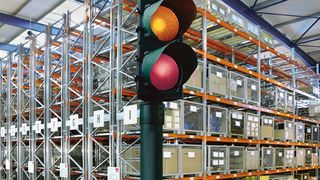 Grün, orange oder rot? Das Meta-Logbuch erleichtert die wöchentliche Kontrolle der Lagertechnik. Bild: Meta-Regalbau (Archiv: Vogel Business Media)