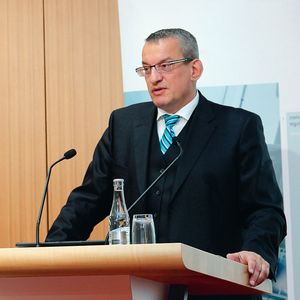 Dr. Meinrad Lugan, Vorstandsvorsitzender des BVMed: „Neue Untersuchungs- und Behandlungsmethoden im Krankenhaus werden von den Krankenkassen zunehmend nicht mehr vergütet.“
