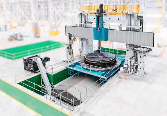 Leistungsstarke Unterstützung für die Windenergieindustrie--PL-600CM Großes Multifunktions-Vertikaldrehzentrum mit Y-Achse(Bild:  Honor Seiki Co., Ltd.)