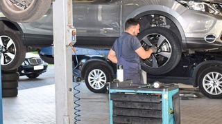 Um ihre Werkstätten besser auszulasten, haben sich bereits 40 Prozent der freien Servicebetriebe und elf Prozent der Vertragshändler der Automobilhersteller einem Werkstattkonzept angeschlossen.   (Bild: Rubbel)