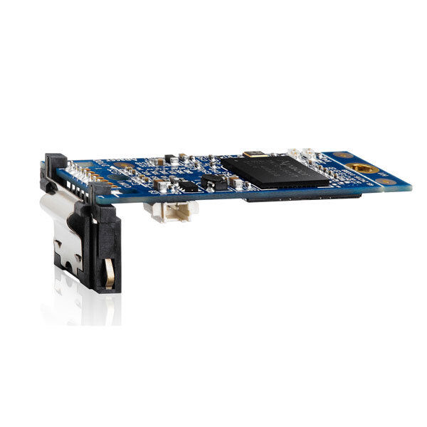 Apacer Technology (9-580) veröffentlicht sein ultraschlankes 17-mm SATA Disk Modul. Mit den exakt in der Breite passenden SATA Ports haben die Anwender eine höhere Flexibilität beim Platzdesign auf dem Motherboard und mehreren Speichergeräten, die zur Erweiterung der Kapazität installiert werden können. Verfügbar in Kapazitäten von 512MB bis 4GB verwendet die Apacer SDM3 Series für industrielle SSDs SLC Chips für eine höhere Stabilität und Geschwindigkeit.  (Archiv: Vogel Business Media)