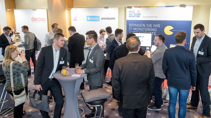 In den Business Breaks fanden persönliche Gespräche an den Ständen statt (Vogel-IT Akademie / Marko’s Photography)