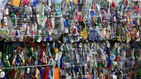 Chemisches Recycling soll Kunststoffabfälle wieder als Rohstoff für die Produktion nutzbar machen. (Bild: frei lizenziert)