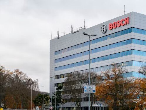 Biss in eine Zitrone mit Zuckerguss! Bosch, Betriebsrat und Gewerkschaft konnten sich darauf einigen, dass die geplante Schließung des Werks in Hildesheim vom Tisch ist. Doch das wird auch knapp über die Hälfte der derzeitigen Stellen kosten ...(Bild:  Bosch)