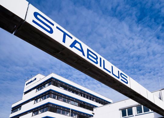 Stabilus aus Koblenz, bekannt etwa für seine Gasfedersysteme, kann mit Blick auf den Jahresstart aufatmen. Hier die vorläufigen Zahlen ...(Bild:  Stabilus)